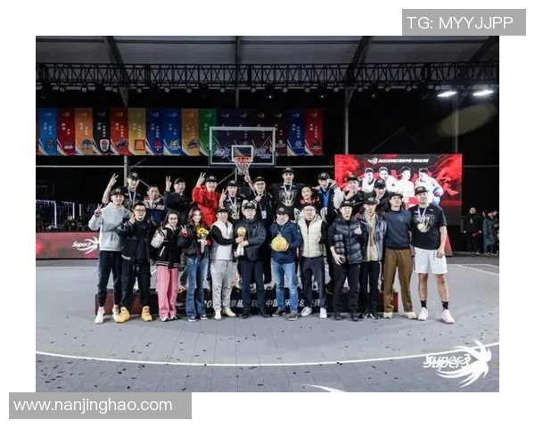 赛季颁奖典礼盛况空前678体育全程直播见证荣耀时刻